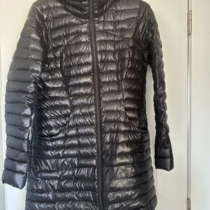 Lululemon Pack It Down long shiny coat black